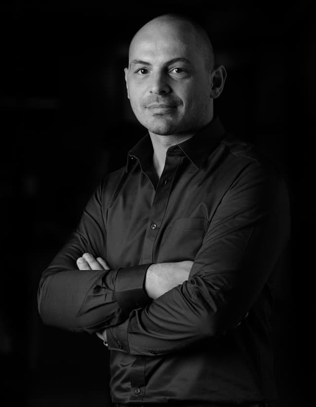Dr. Cristian Carenini - Lecturer </br> UEH University, Viet Nam