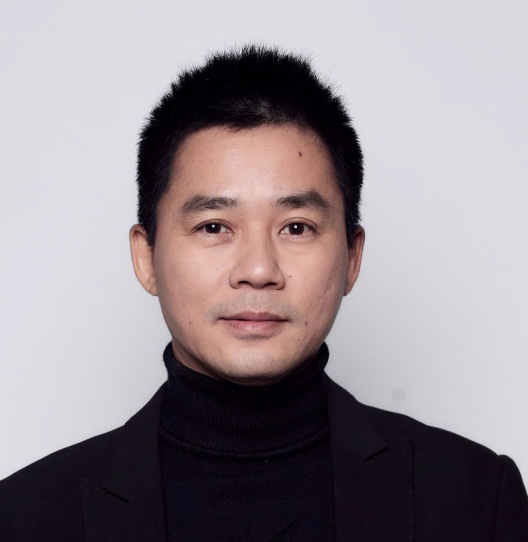 Dr. Nam Le