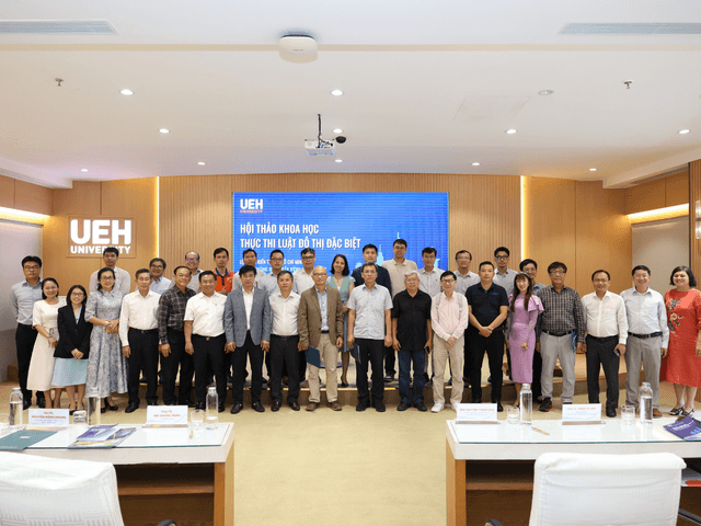 Hội thảo khoa học "Thực thi Luật Đô thị Đặc biệt: Lộ trình kiến tạo Thành phố Hồ Chí Minh - Đô thị thông minh, bền vững và Net-Zero"
