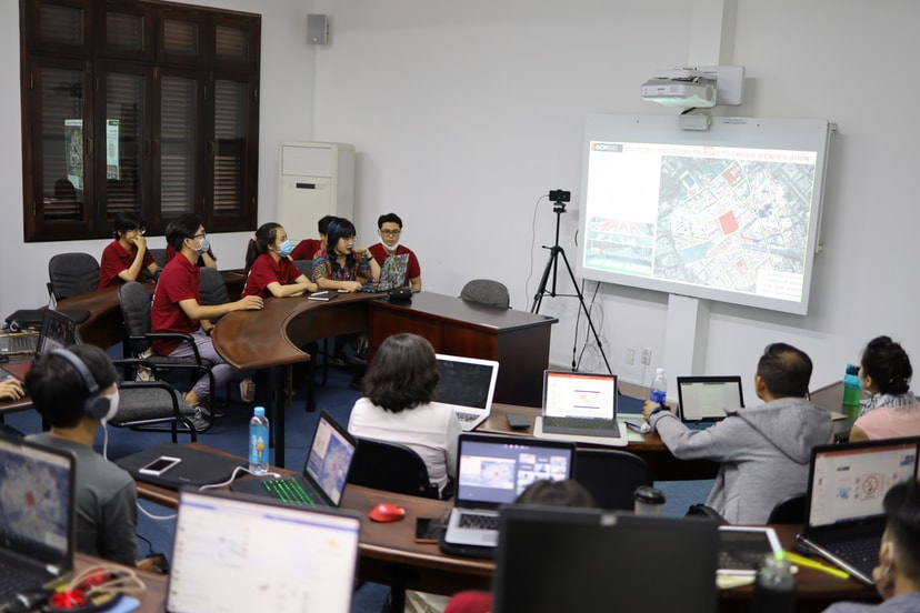 https://iscm.ueh.edu.vn/public/static/images/courses/non-degree/ubu/ubu2020/IMG_0012.jpg