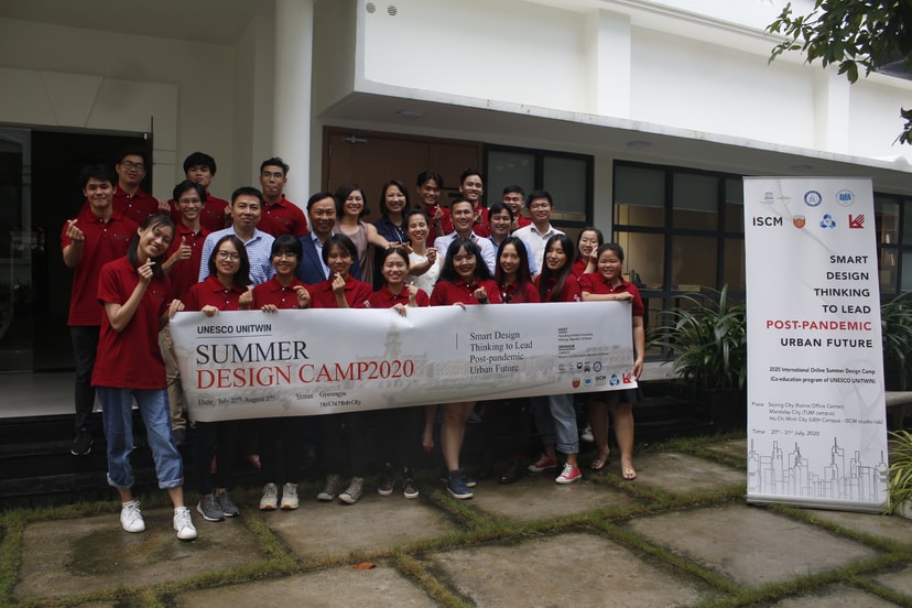 https://iscm.ueh.edu.vn/public/static/images/courses/non-degree/ubu/ubu2020/_MG_3844.jpg
