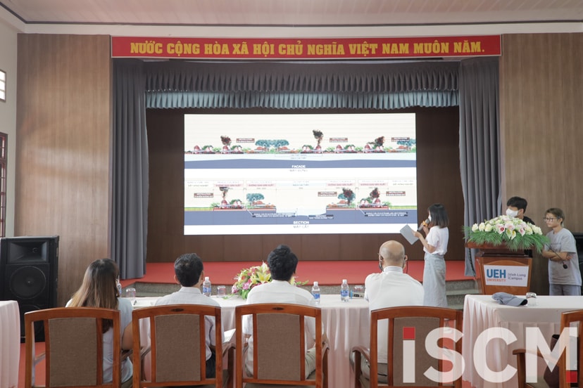 https://iscm.ueh.edu.vn/public/static/images/courses/non-degree/ubu/ubu2022/IMG_0477.jpg