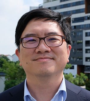 Dr. Harvey Neo