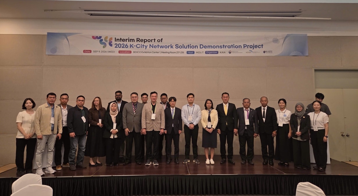 02_KCN_InterimReport_Group.jpg