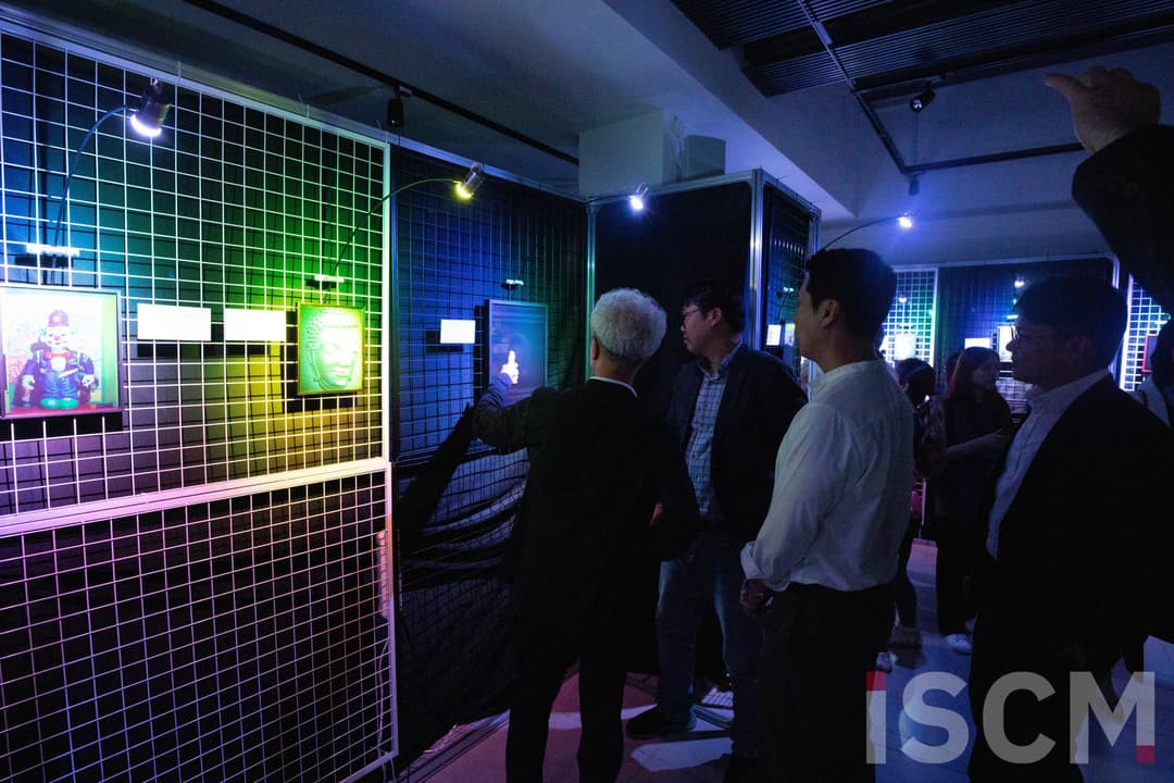 Walkthrough Hologram: Digital Twins LivingLab for Urban Project Development